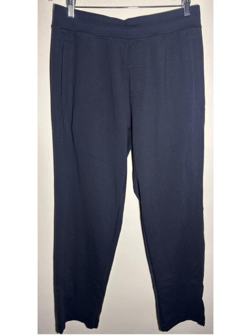 Lululemon Joggers Pants Size L Black inseam 32”